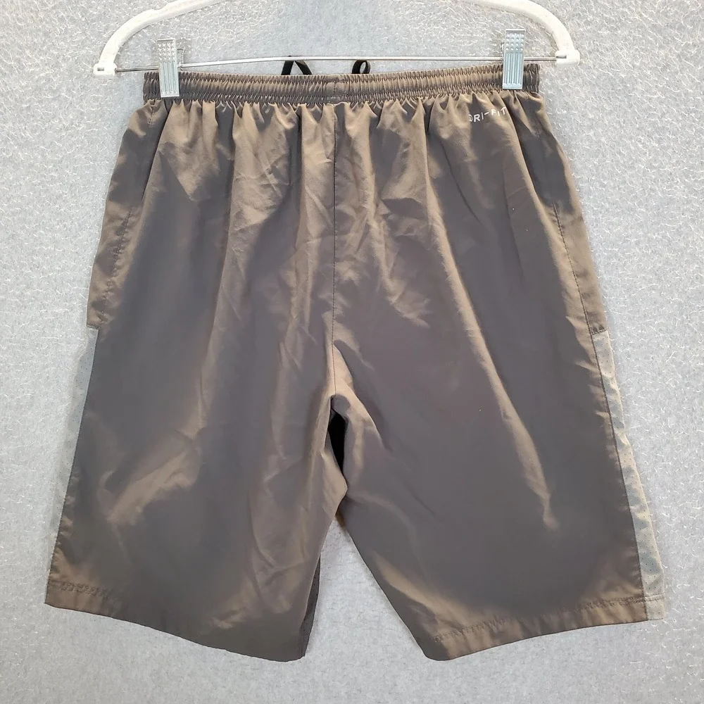 Nike Men Activewear Shorts Medium Gray‎ Versatile Dri Fit Logo Unlimited Lined